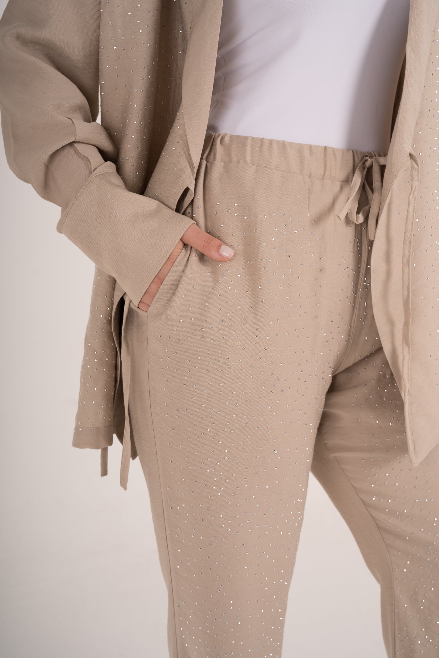 Studs Tan Set